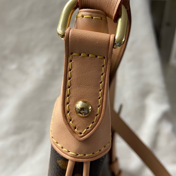 💯 Authentic LV Odeon pm Crossbody bag in pristine condition - Picture 13 of 16